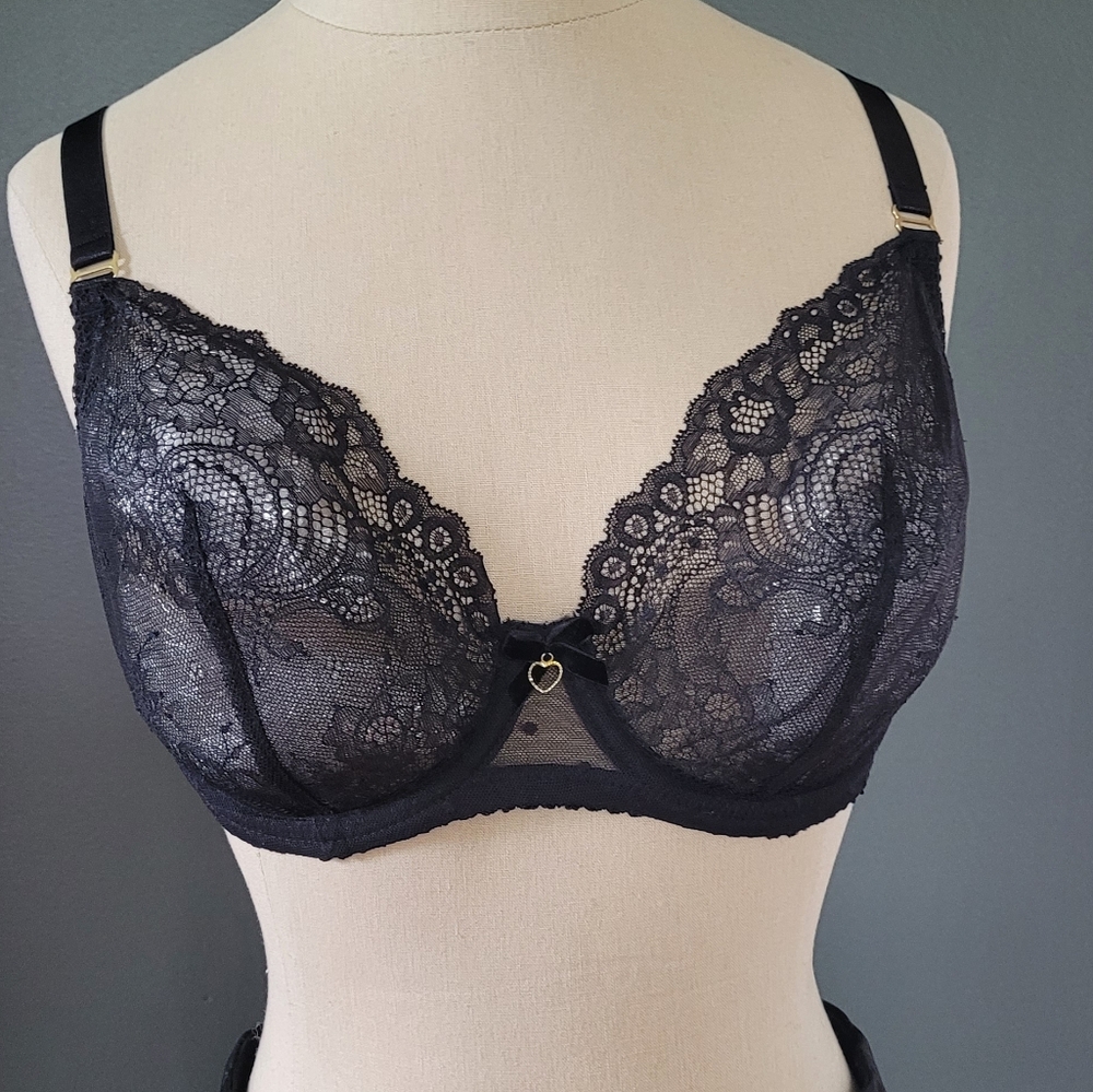 DitaVonTeese Oh Black Lace Bra with Scalloped Edges.